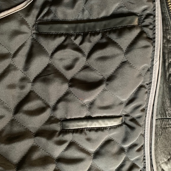 Wilson’s Leather and 3M Thinsulate Leather Jacket - Picture 7 of 13